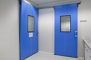 Come si controlla la velocità di apertura e chiusura di una porta scorrevole automatica ermetica?